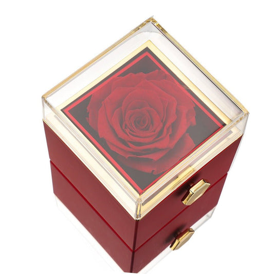 Elegant interlocking necklace displayed in a luxurious jewelry box, highlighting its timeless and sophisticated design.