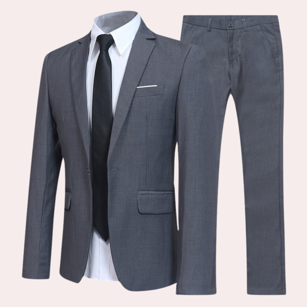 Men's classic suit set featuring a tailored jacket, matching trousers, and a sleek tie, perfect for formal events, business meetings, or special occasions.