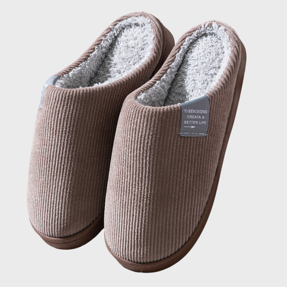 Women's soft slippers with a plush interior and a durable sole, designed for ultimate comfort and everyday wear at home.